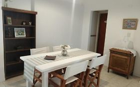 Depto-casa en el centro de San Luis